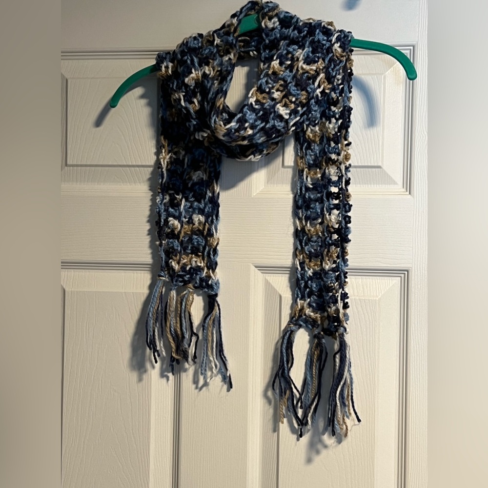 Knit scarf. Multi color.
